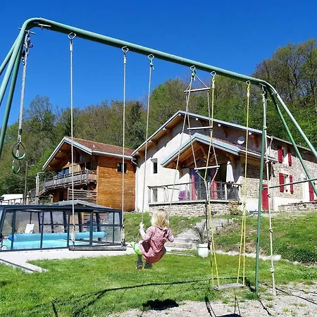 Maison De Vacances Au Clair De Lune * Uzemain